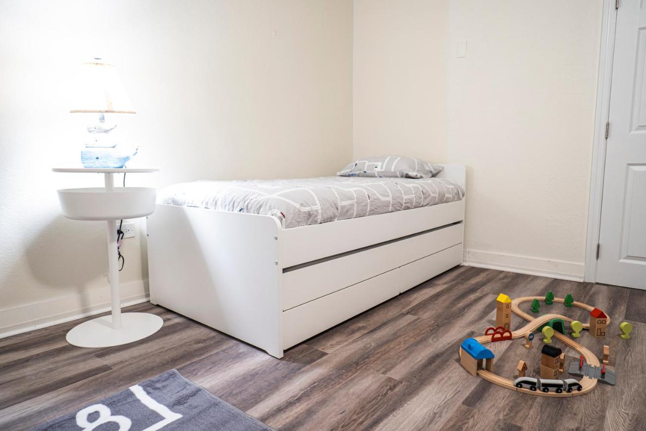 Newly Renovated 3Br2Ba Duplex With Private Dock Key Colony Beach Exterior foto