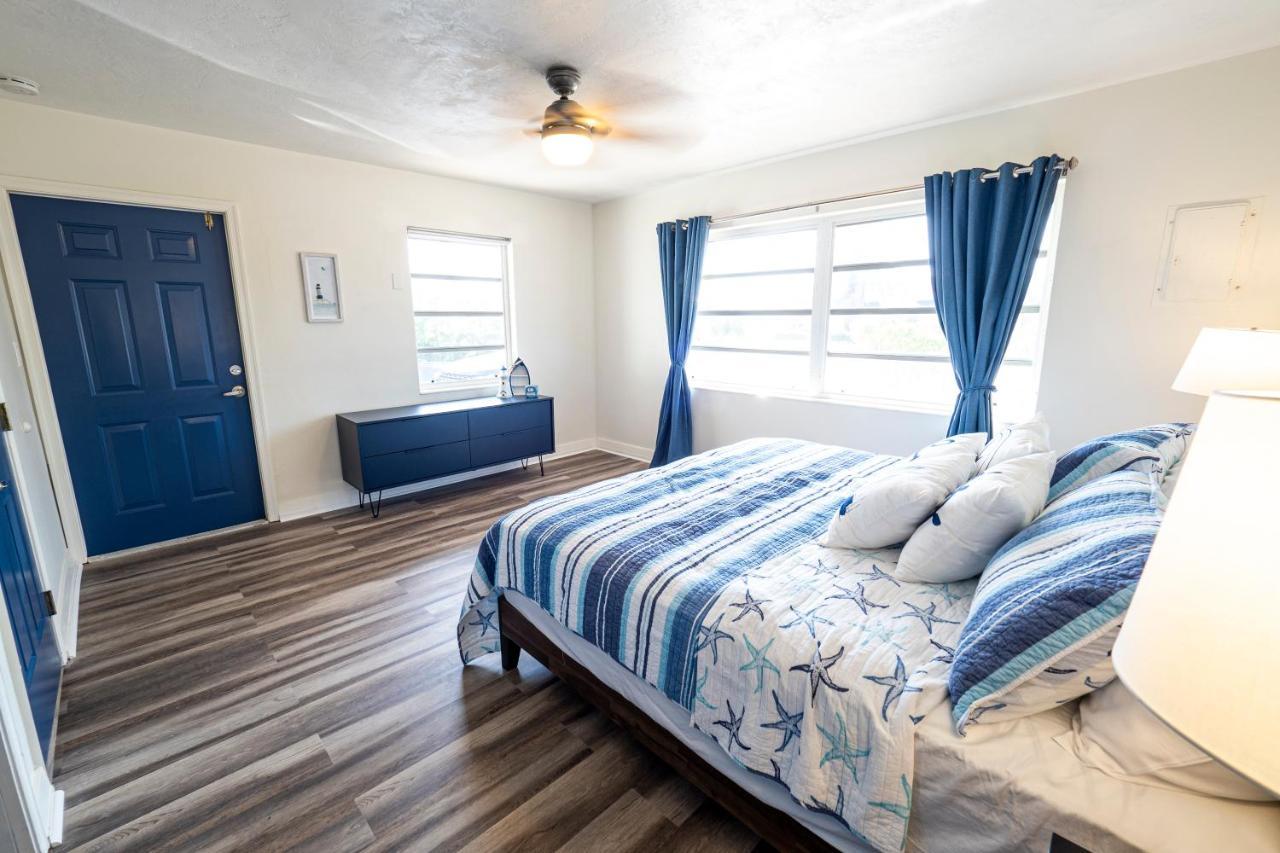 Newly Renovated 3Br2Ba Duplex With Private Dock Key Colony Beach Exterior foto