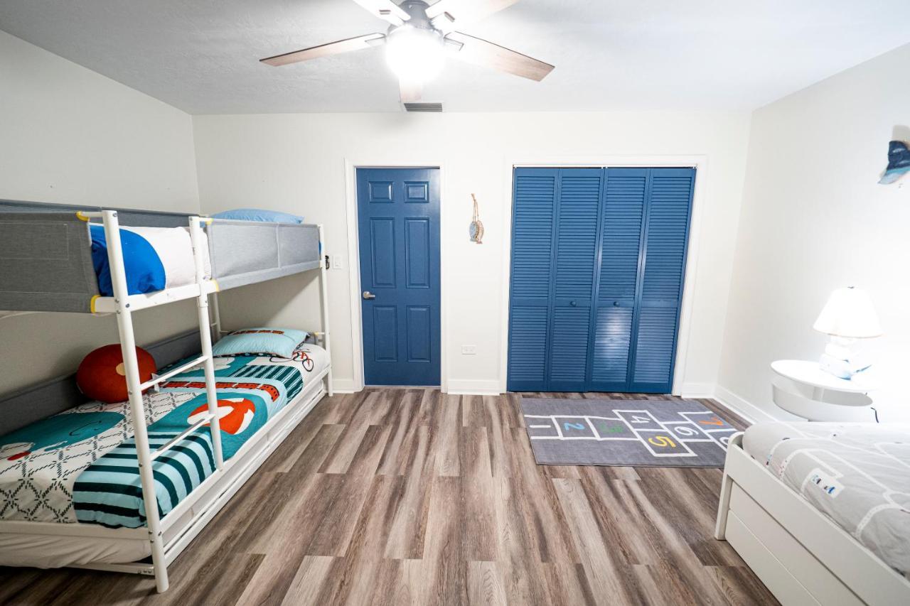 Newly Renovated 3Br2Ba Duplex With Private Dock Key Colony Beach Exterior foto