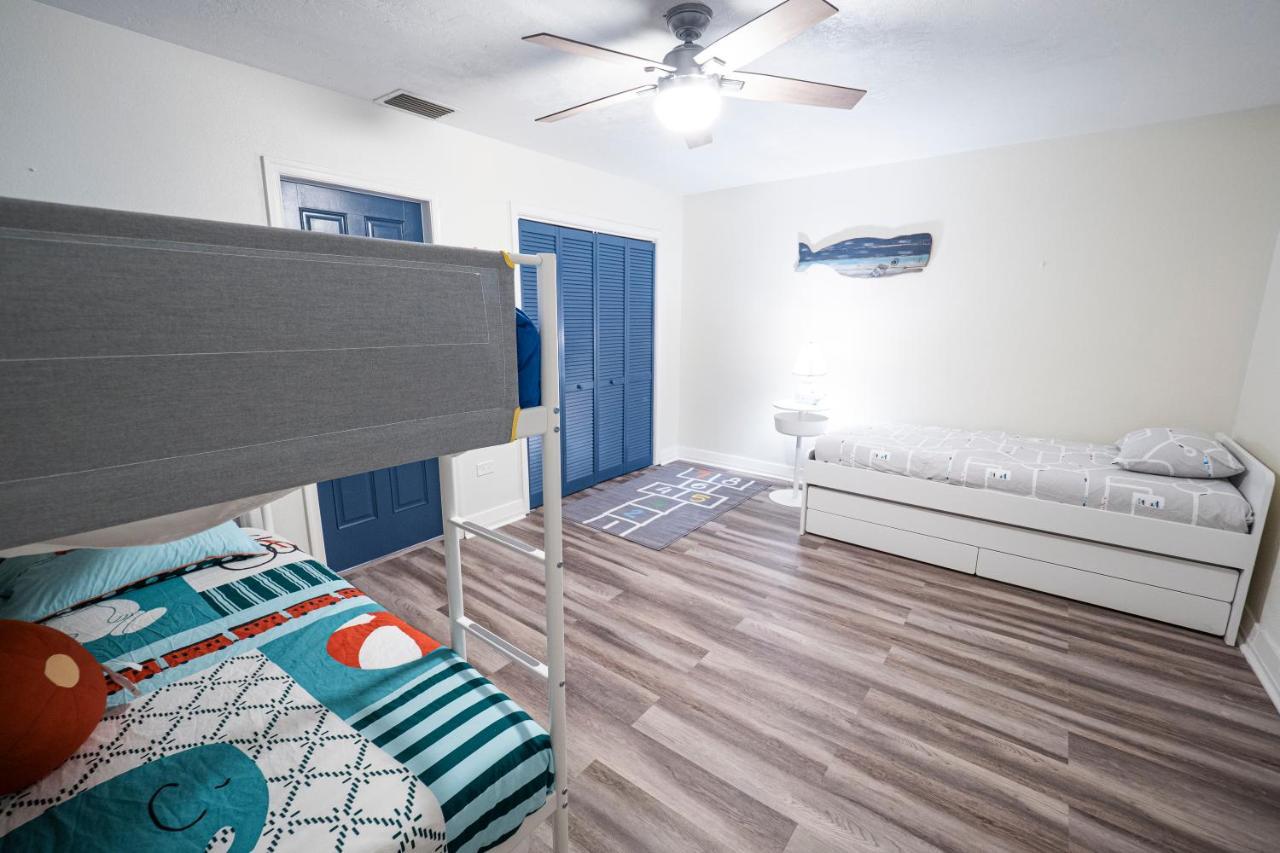 Newly Renovated 3Br2Ba Duplex With Private Dock Key Colony Beach Exterior foto
